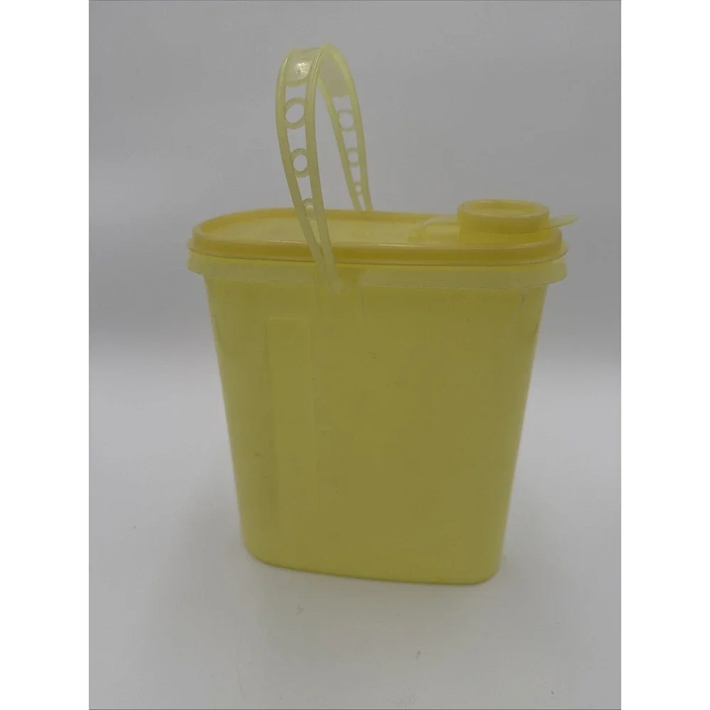 Vtg Tupperware Yellow Slim‎ Pitcher Beverage Container with Handle and Spout Lid